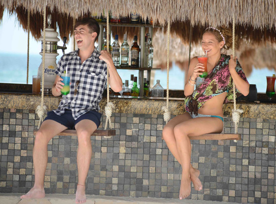 Kevin McHale, Vanessa Lengies Kevin McHale, Vanessa Lengies